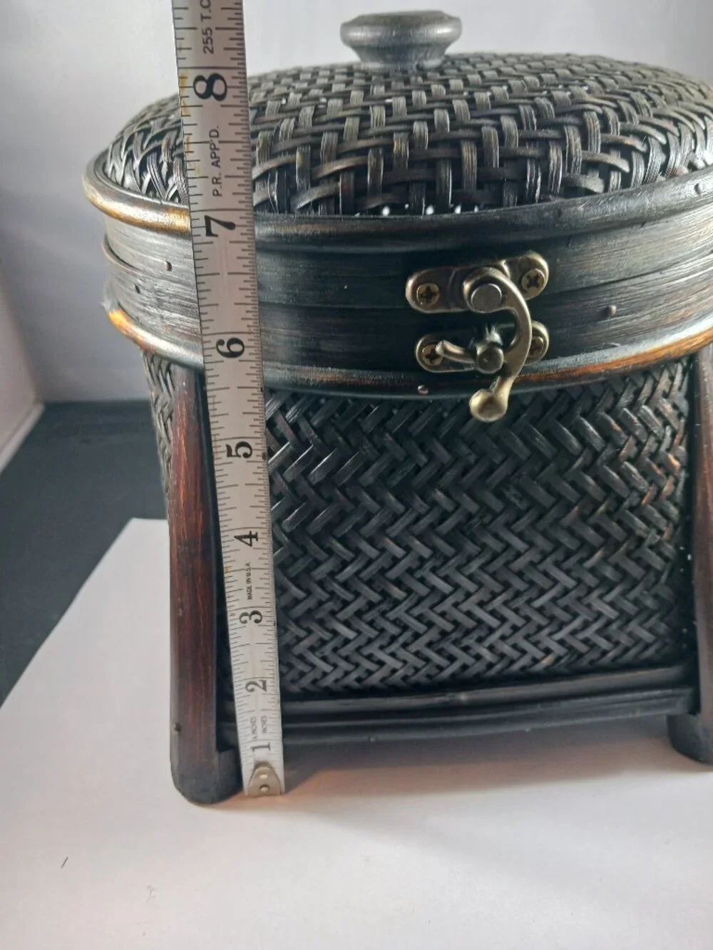 Vintage Straw Woven Container With Metal Clasp